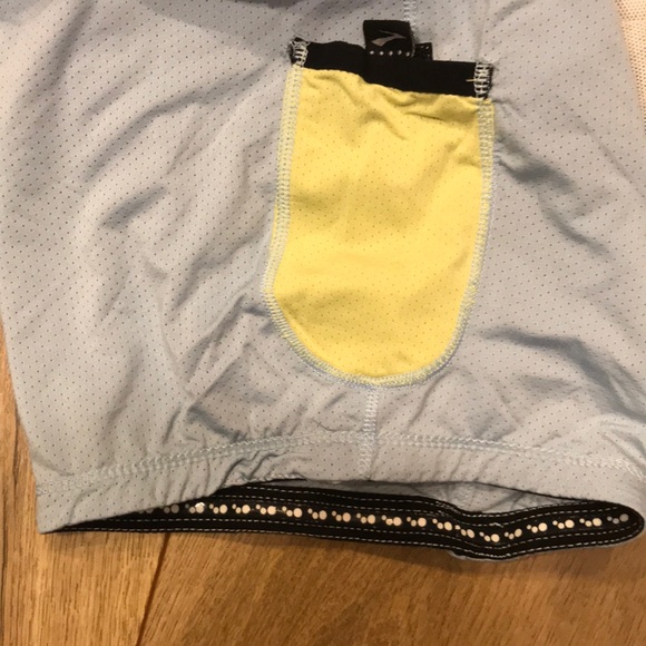 Brooks running skirt - Picture 6 of 9